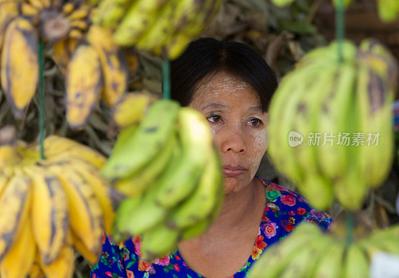 缅甸仰光的当地妇女