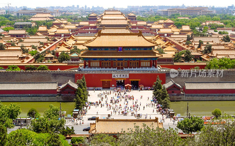 从上面看北京紫禁城。北京，中国皇城北门。