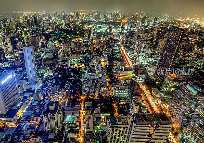 泰国曼谷夜间城市景观全景