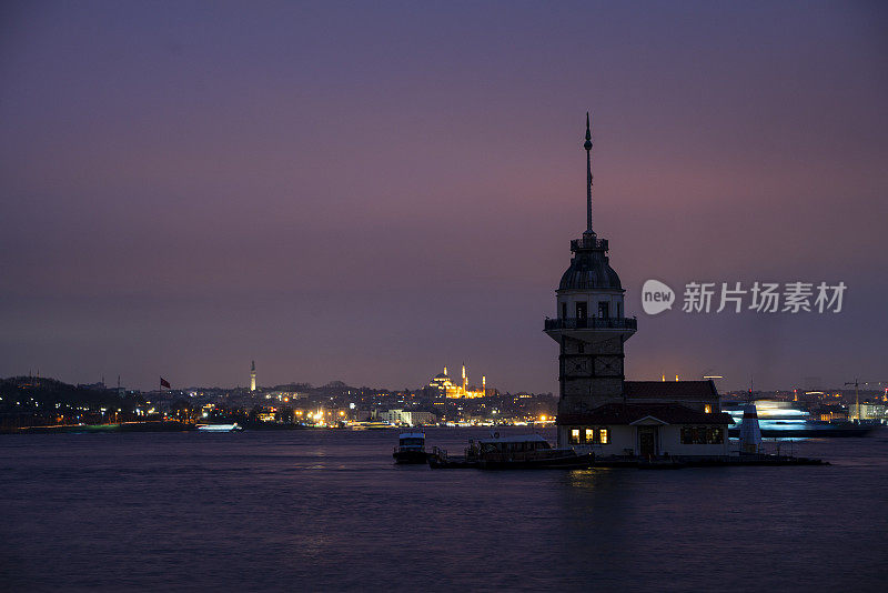 博斯普鲁斯海峡少女塔的晨景