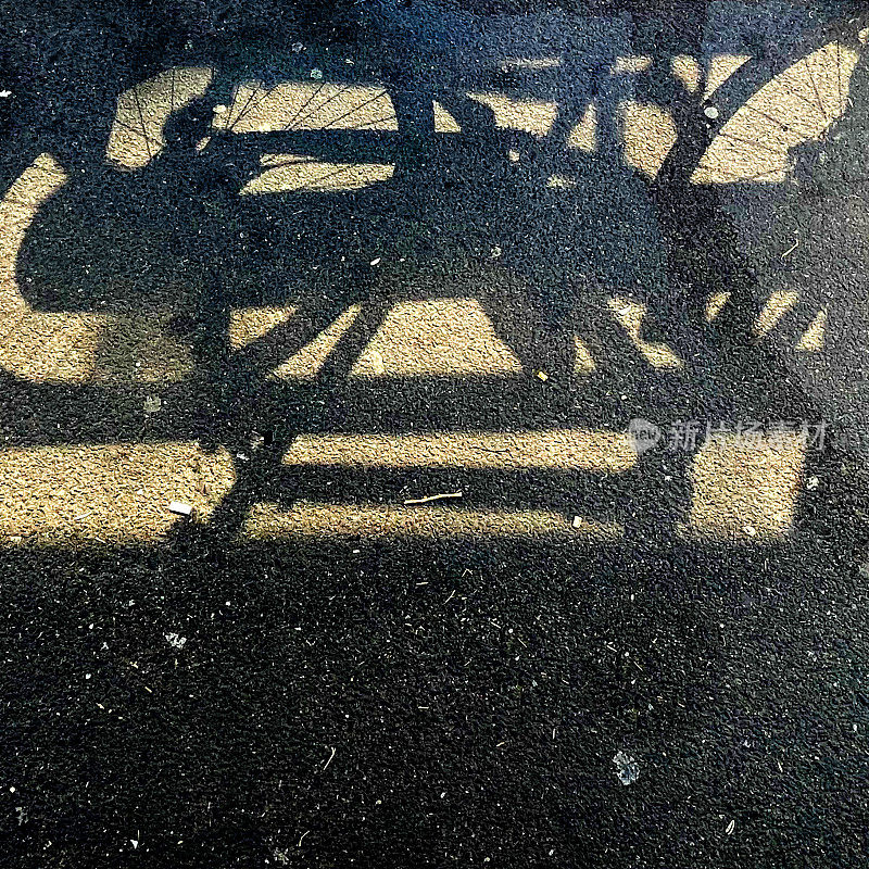 抽象自行车影子