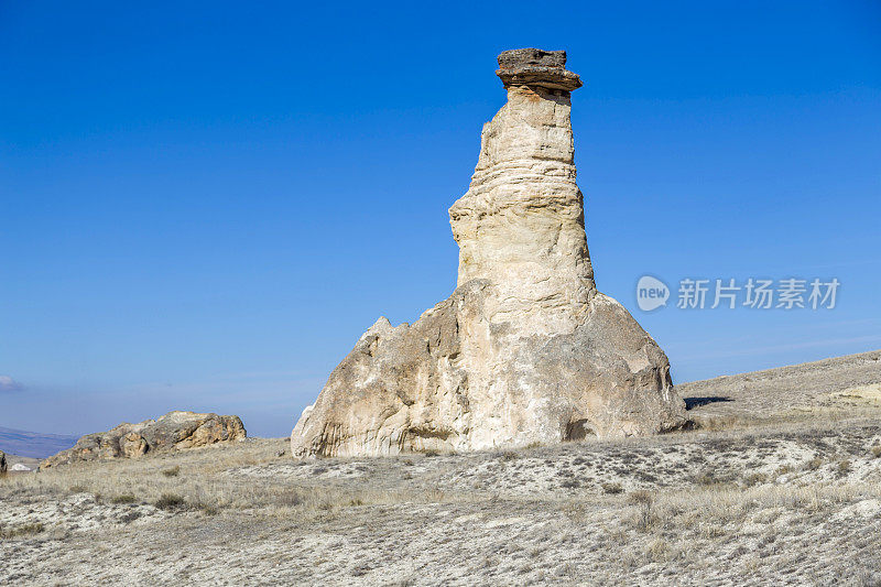 卡帕多西亚风景如画的岩层。玫瑰谷。戈雷梅，土耳其地标