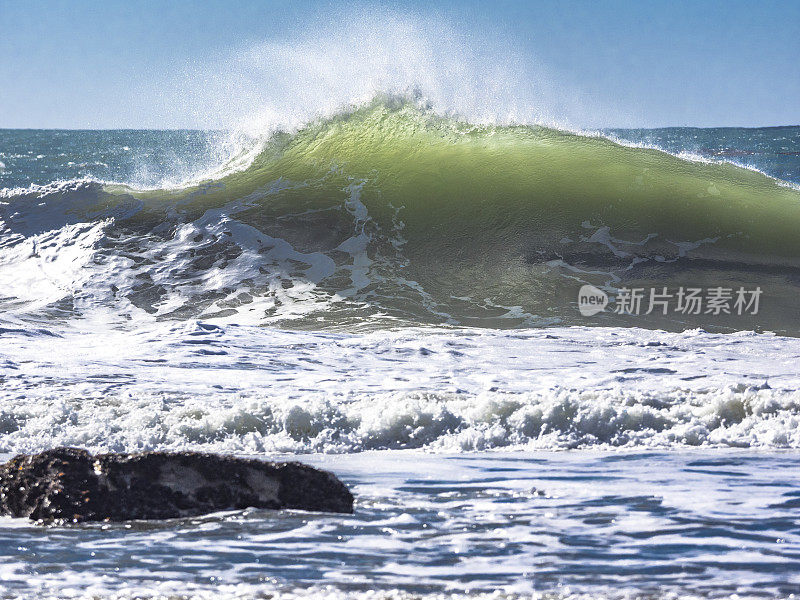 海浪太平洋海岸俄勒冈风吹着俄勒冈布鲁金斯