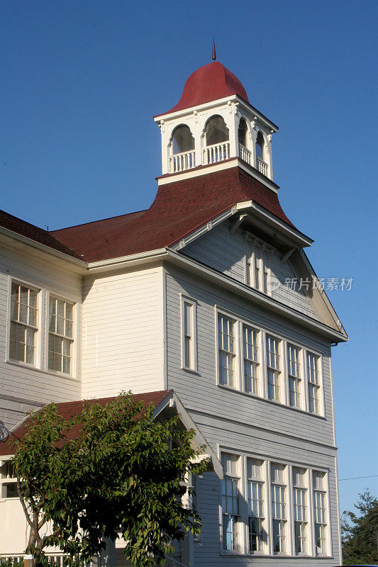 世纪老校舍的钟楼
