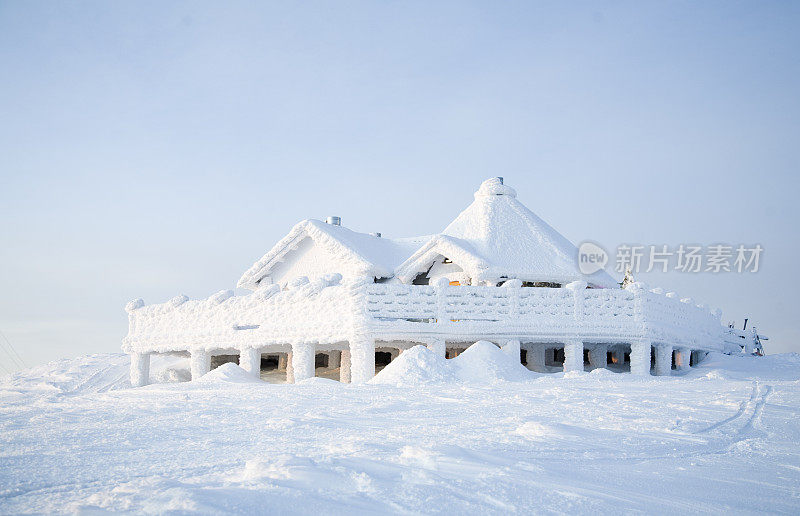 在暴雪