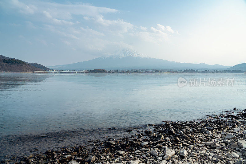 川口千子湖的富士山