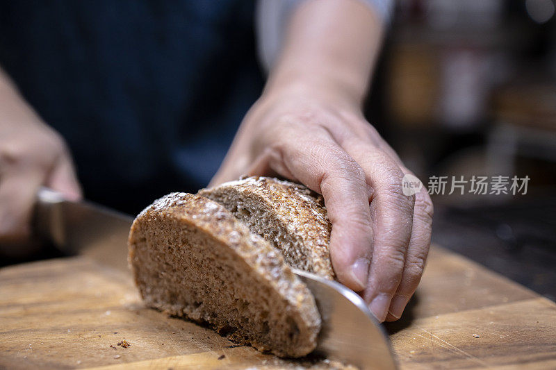 手工面包:自制健康全麦面包