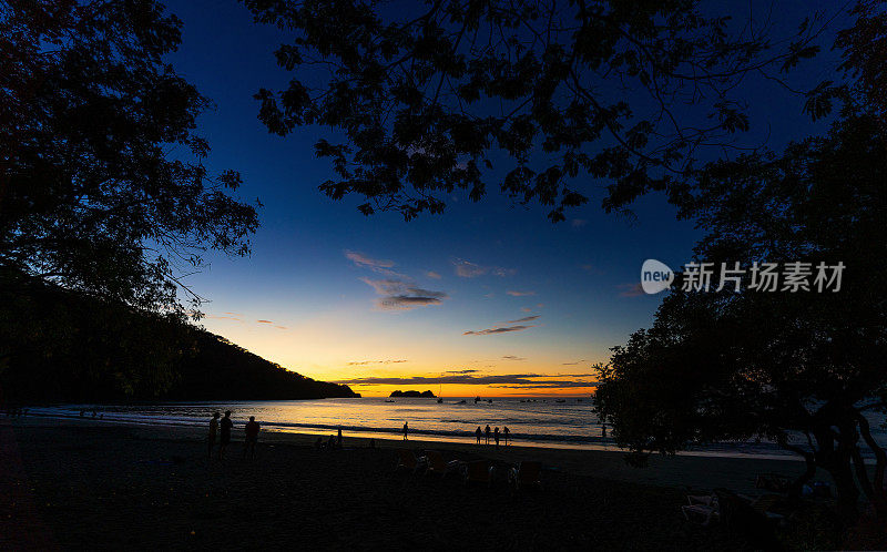 哥斯达黎加瓜纳卡斯特省赫莫萨海滩的日落