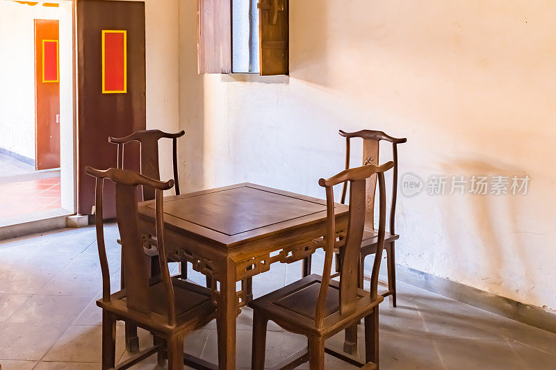 福建民居中的八仙桌、方桌、中国传统家具、桌椅