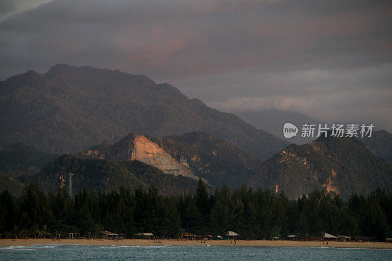 亚齐，seulawah山之间的日出景象