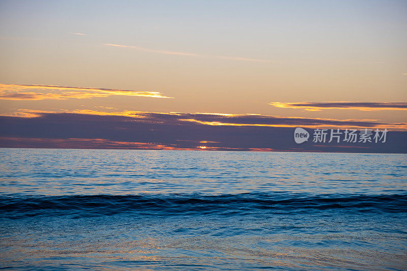 海上日落