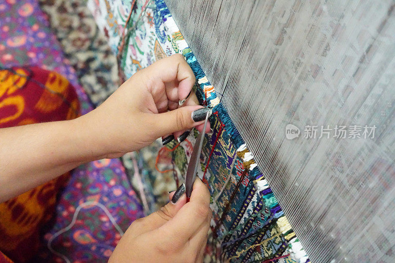乌兹别克斯坦布哈拉手工制作布哈拉风格地毯