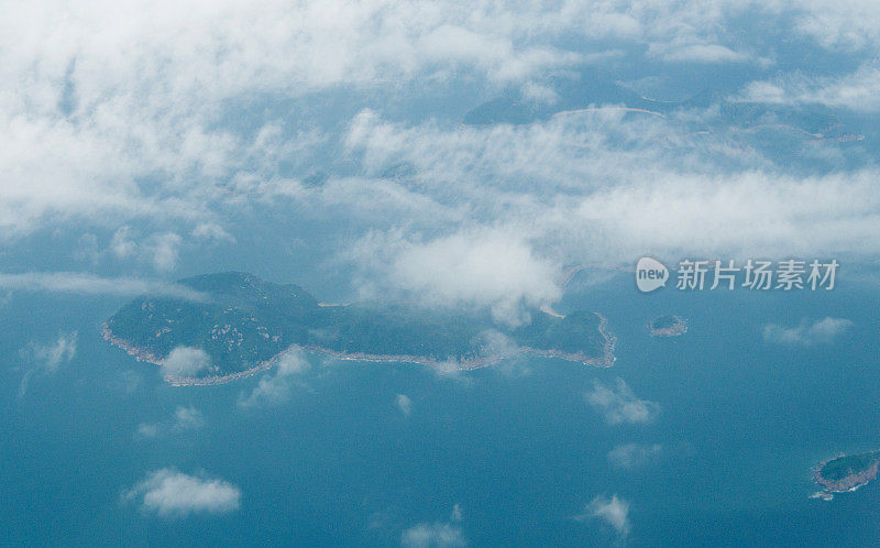 鸟瞰图的岛屿和海洋