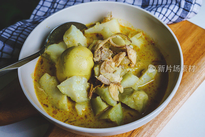 印尼传统食物，龙洞Sayur