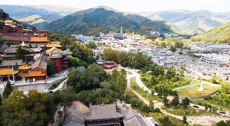 山Wutaishan(五台)的场景