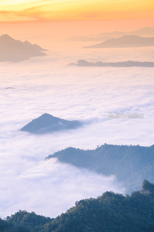 清莱和清迈自然景观，泰国北部日出美景