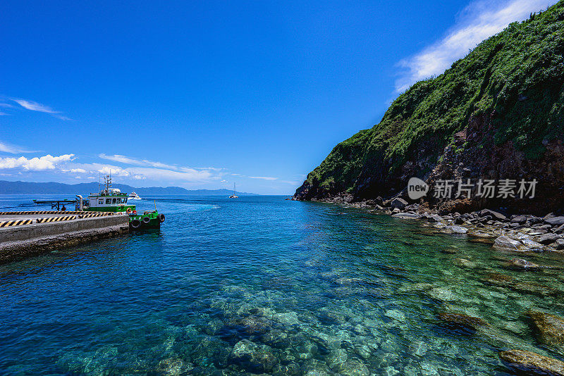 台湾宜兰桂山岛，海岛沿岸的海景十分壮观。