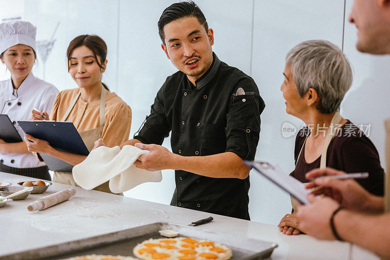 制作面食:亚洲厨师在多元化厨房的专家指导-专业烹饪学校