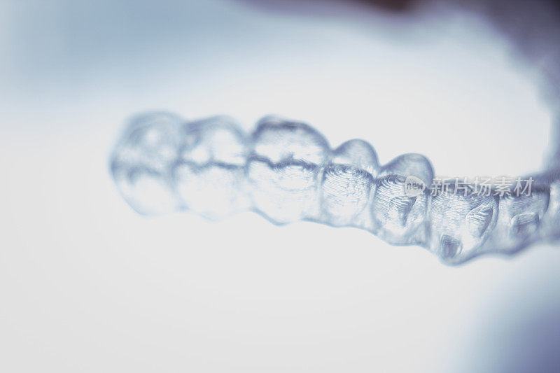 牙齿矫正器牙齿固定器隐形支具