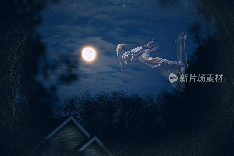 夜空中的精灵