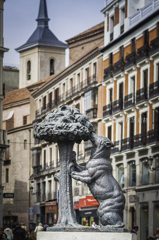 马德里熊和草莓树雕像西班牙太阳门