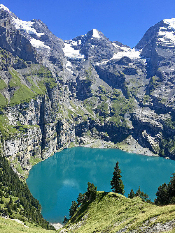 瑞士的Oeschinen湖