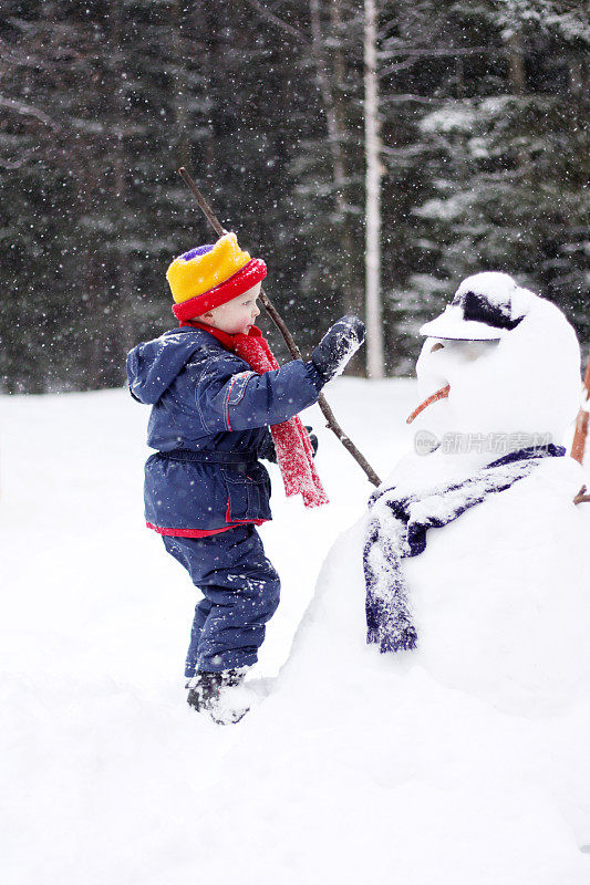 男孩和雪人