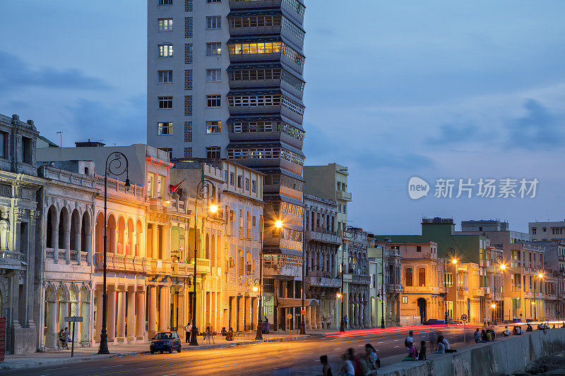 古巴哈瓦那的Malecon步行街