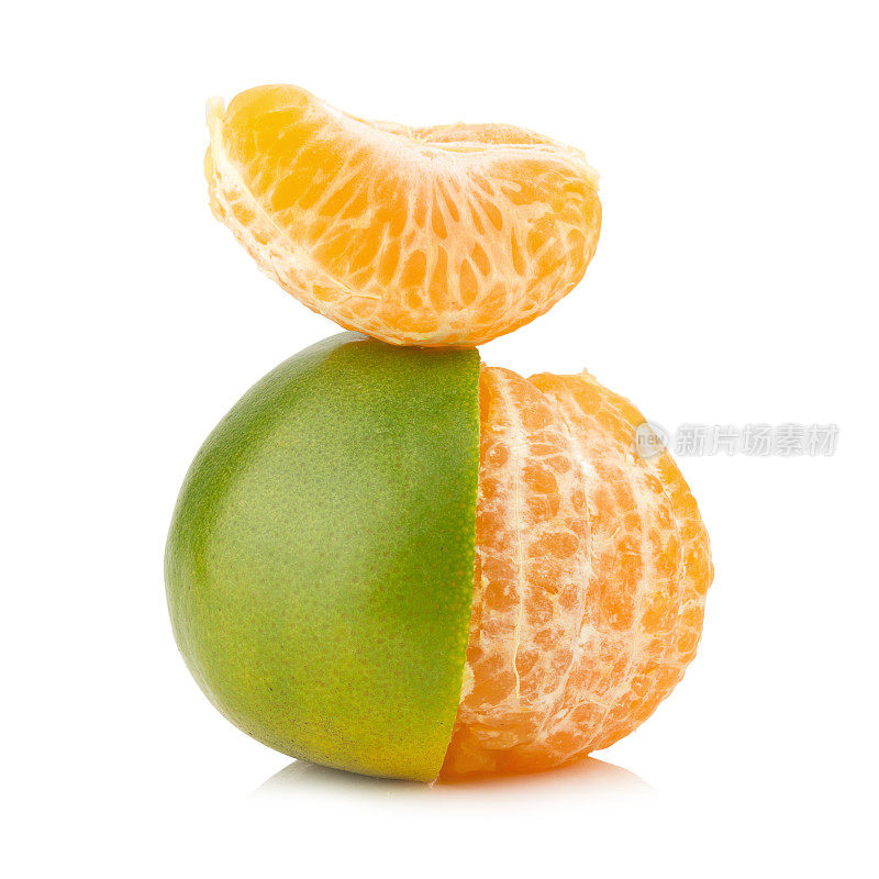 橘子。甜橙。在白色背景