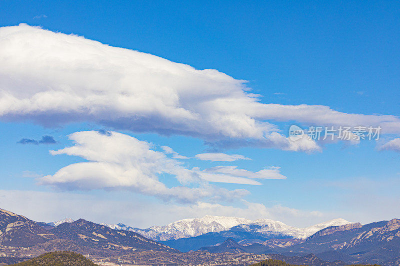 比利牛斯山上的风云，巴塞罗那省，贝尔加