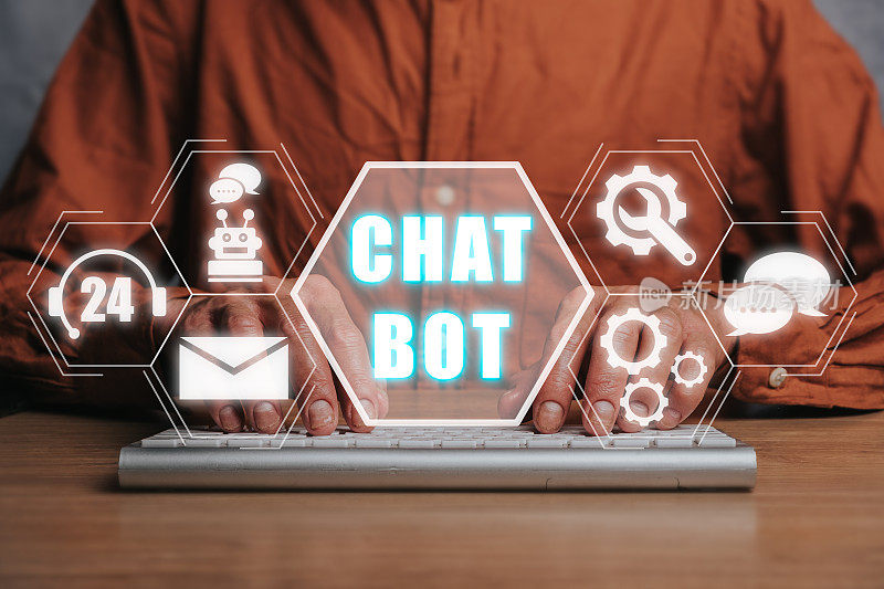聊天机器人助理对话，虚拟屏幕上有聊天机器人图标的人机键盘输入，机器人应用与全球连接，人工智能，人工智能，创新与科技。