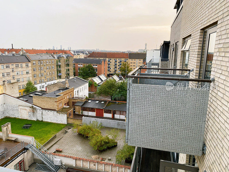 哥本哈根Nørrebro带阳台的新公寓