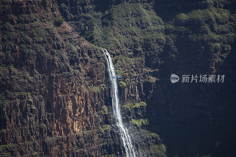 夏威夷考艾岛的怀浦瀑布