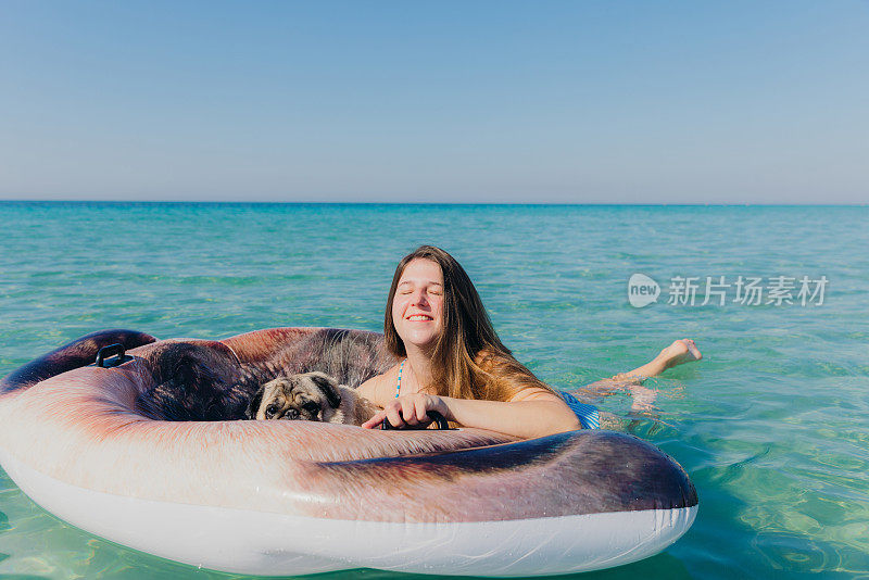 让我们计划明年夏天的海滩之旅吧!