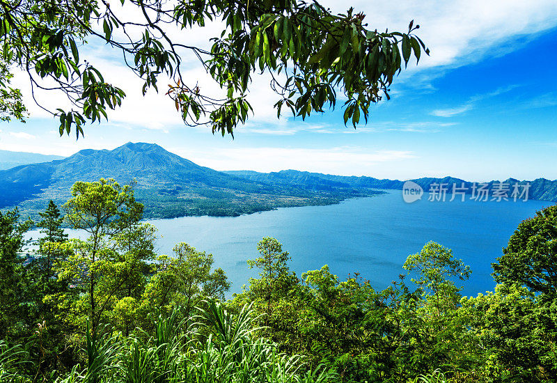 巴图尔火山和湖-巴厘岛，印度尼西亚