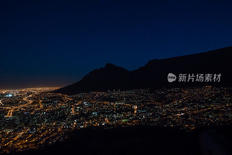 南非开普敦美丽的夜景