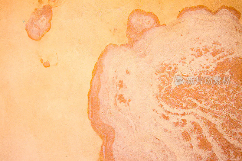 旧西西里墙背景:橘红色和斑驳