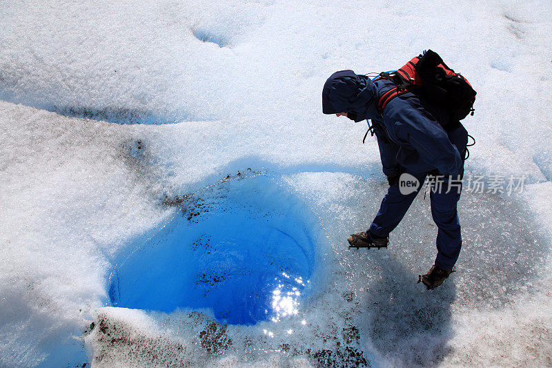 阿根廷，莫雷诺冰川上的冰洞