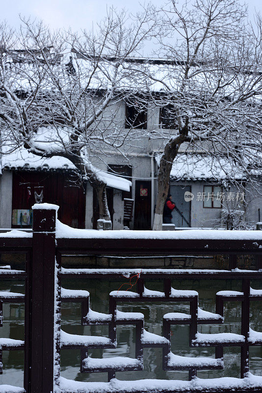 长江以南正在下雪