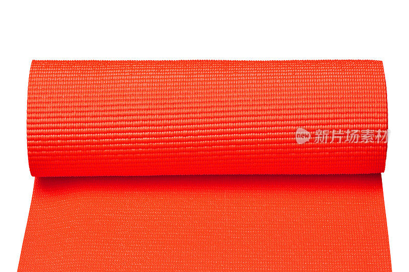 红色瑜伽垫孤立在白色背景与裁剪路径。