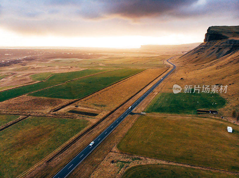 无人机在冰岛的道路