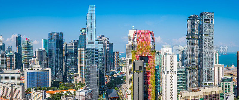 未来摩天大楼城市景观拥挤的摩天大楼天际线全景俯瞰新加坡的海洋
