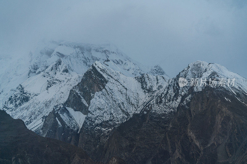 巴基斯坦北部的雪山风景