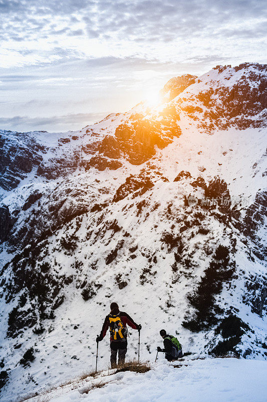 徒步旅行者,经验丰富的步行者