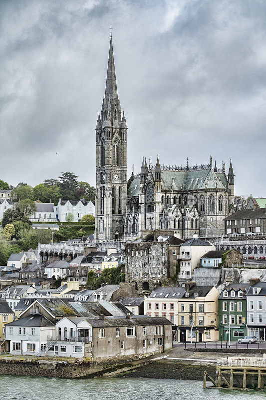 爱尔兰科夫圣科尔曼大教堂的库存照片