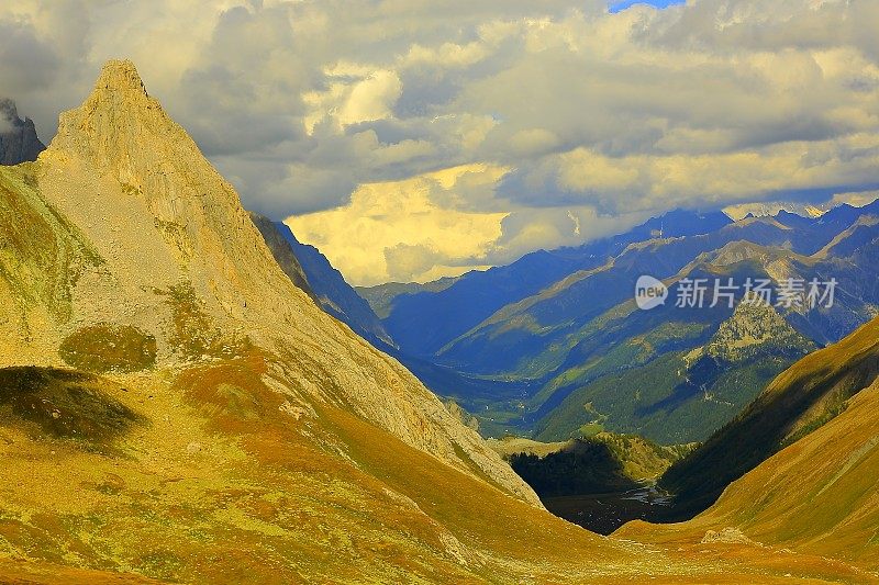 阿尔卑斯山景观，勃朗峰-瑞士，意大利，法国阿尔卑斯山