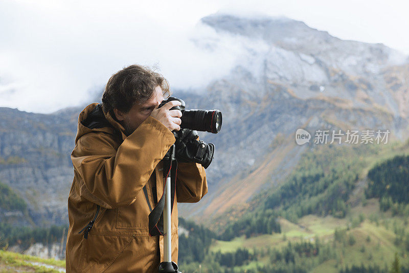 瑞士阿尔卑斯山的风景摄影师
