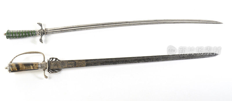 两柄英国剑，18世纪晚期