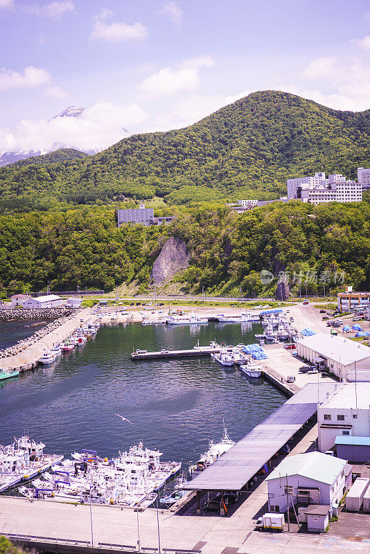 日本知床市宇多镇的新港口