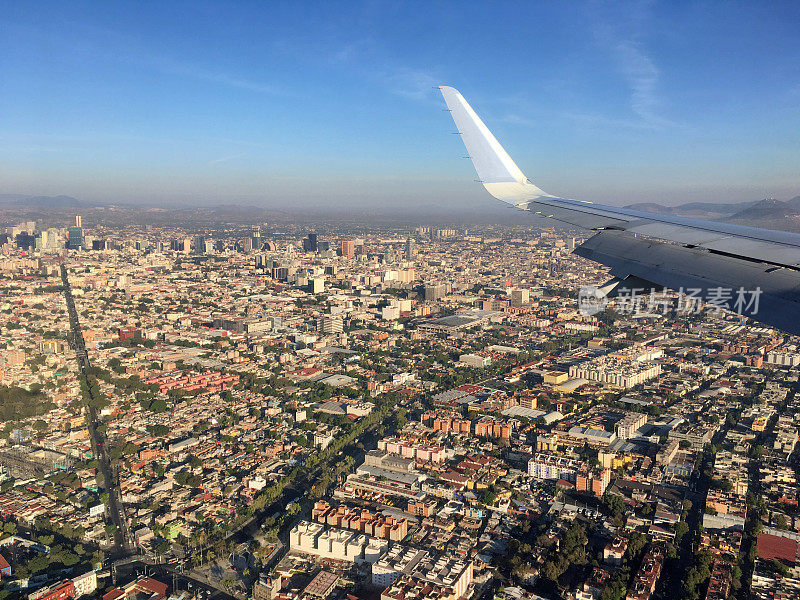 从空中俯瞰墨西哥城市中心